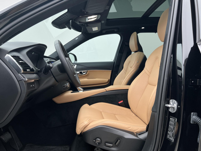 Volvo XC90 T8 AWD RECHARGE ULTRA DARK CZ