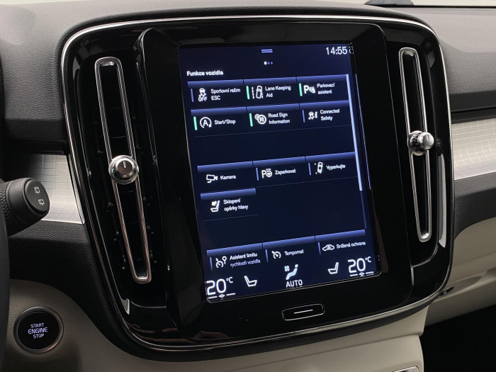 Volvo XC40 D4 AWD MOMENTUM AUT 2.0 d Momentum