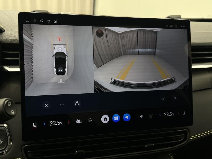 Lynk & Co 01 MORE PHEV