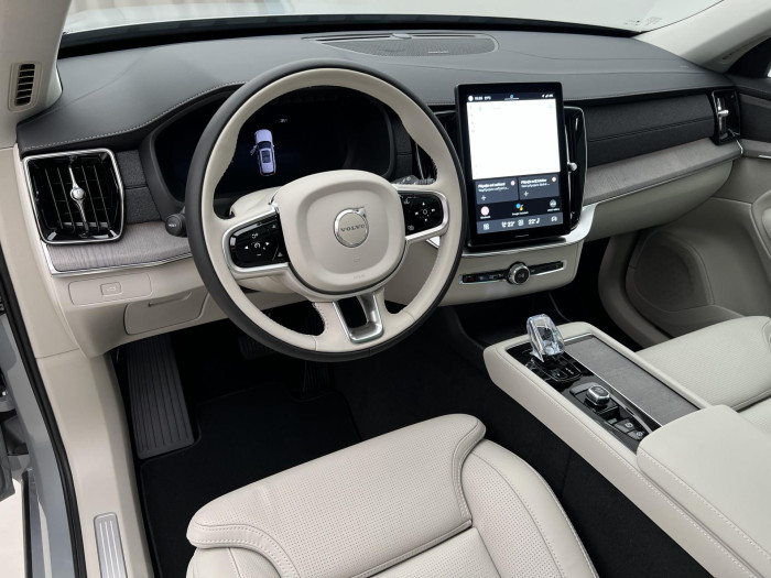 Volvo XC90 B5 AWD AUT BRIGHT PLUS 7-míst
