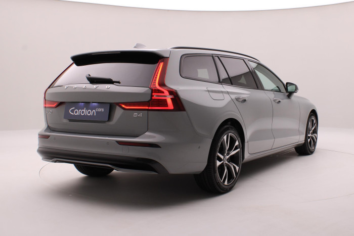 Volvo V60 B4 AUT DARK PLUS