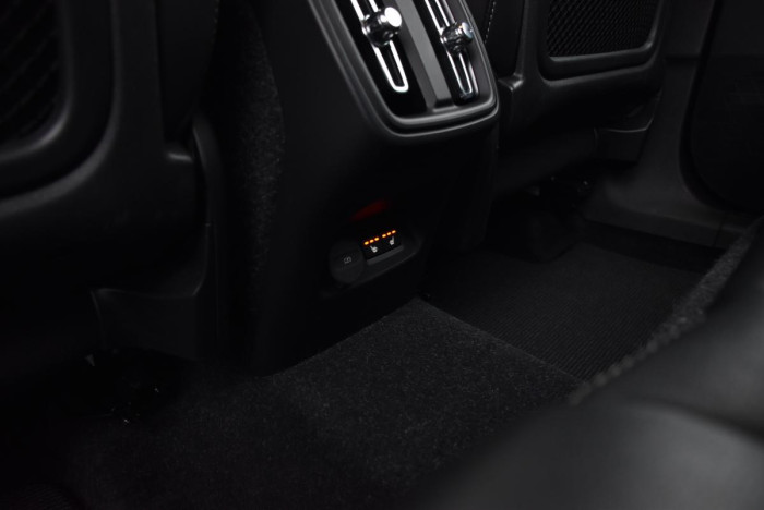 Volvo XC40 D3 INSCRIPTION AUT REZERVACE 2.0 d