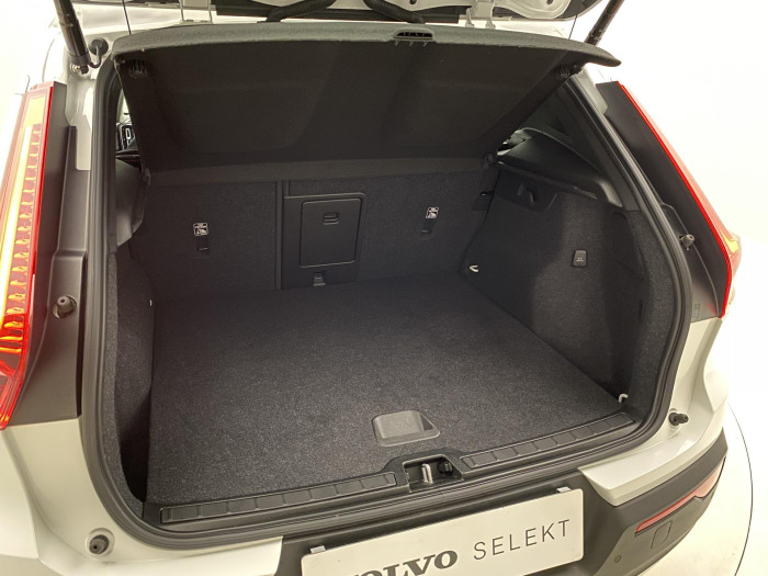 Volvo XC40 T3 MOMENTUM PRO AUT 1.maj 1.5 Momentum