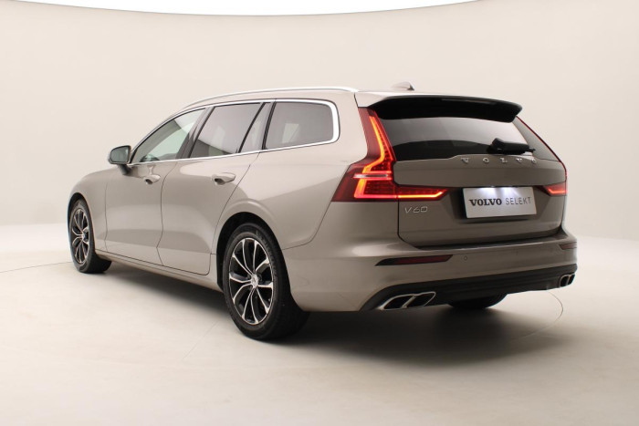 Volvo V60 D3 MOMENTUM AUT 1.maj 2.0 d Momentum