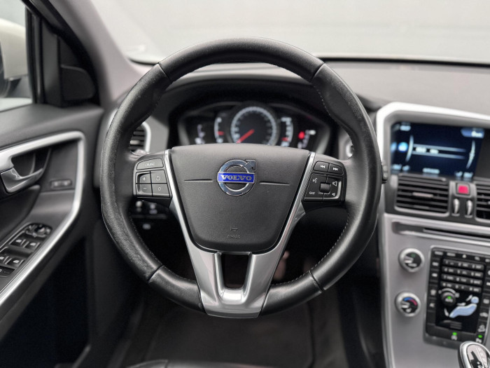 Volvo XC60 D4 SUMMUM AUT CZ 2.4 d Summum