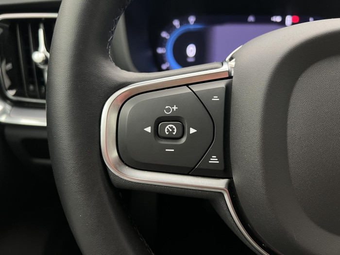 Volvo V60 B3 CORE AUT 1.maj.