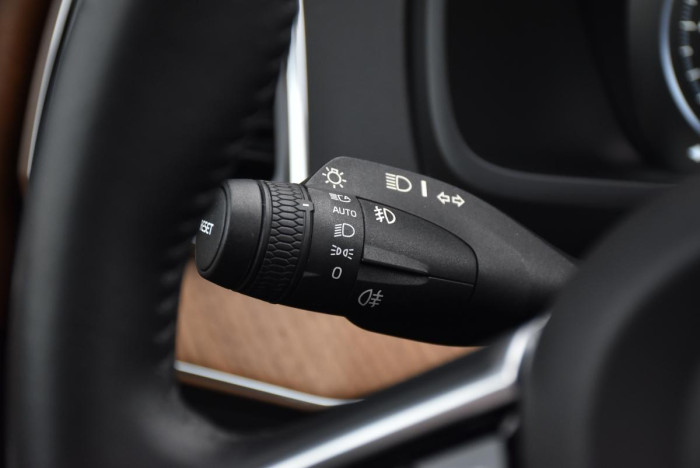 Volvo XC90 D5 AWD INSCRIPTION REZERVACE 2.0 d