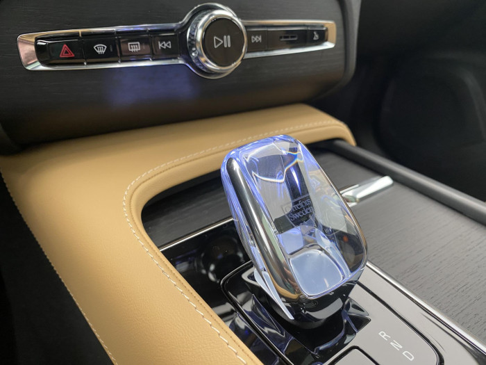 Volvo XC90 T8 AWD RECHARGE DARK PLUS 7m