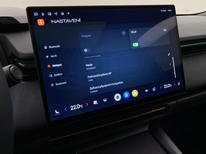 Lynk & Co 08 MORE PHEV