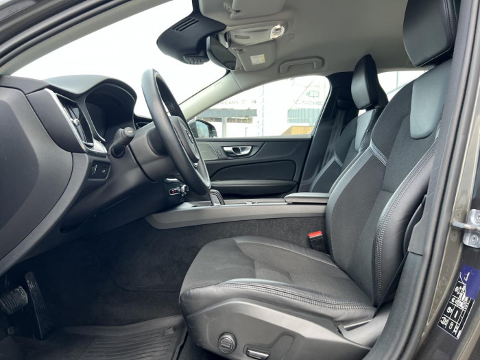 Volvo V60 B4 MOMENTUM Aut 1.maj. 2.0 Momentum