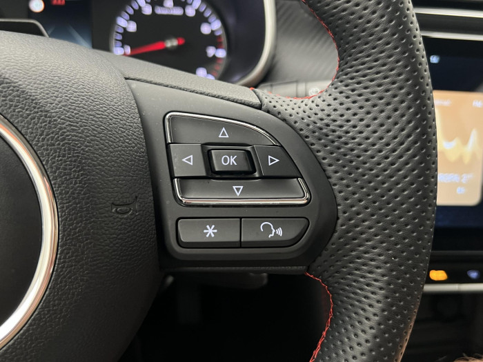 MG ZS 1.5 ESSENTIAL PLUS CZ 1.maj.