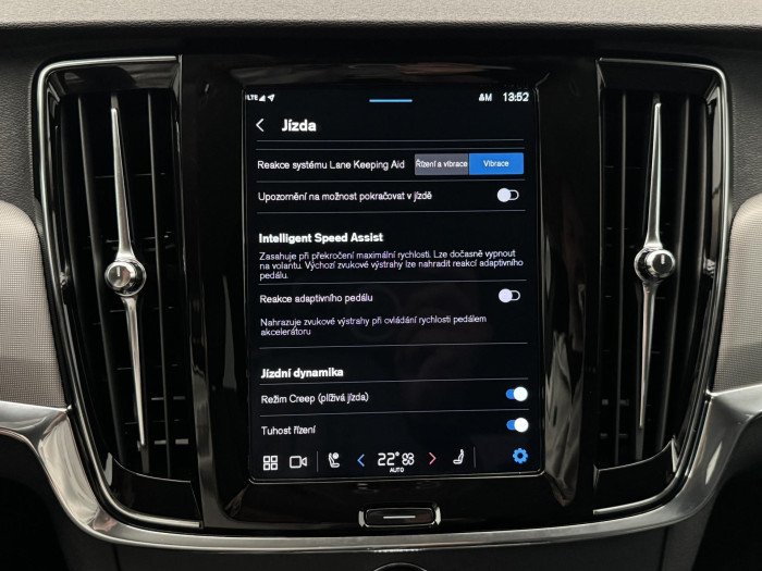 Volvo V90 T6 AWD RECHARGE PLUS DARK AUT