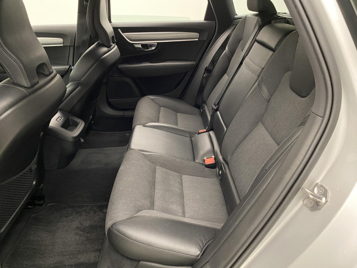 Volvo V90 D4 AWD MOMENTUM AUT 2.0 d Momentum