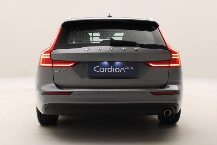 Volvo V60 D3 MOMENTUM NAVIGACE REZERVACE 2.0 d Momentum