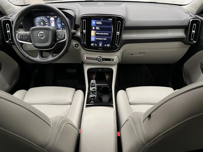 Volvo XC40 T4 AWD INCRIPTION AUT