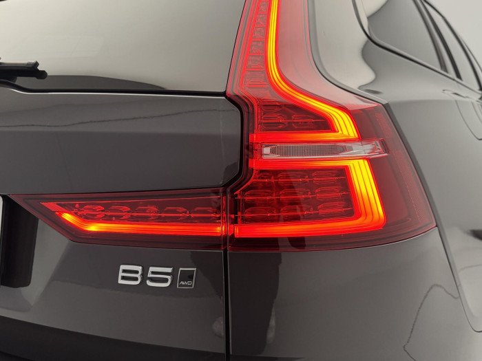 Volvo V60 CC B5 AWD PLUS