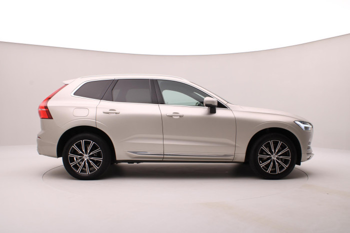 Volvo XC60 B5 AWD INSCRIPTION AUT CZ