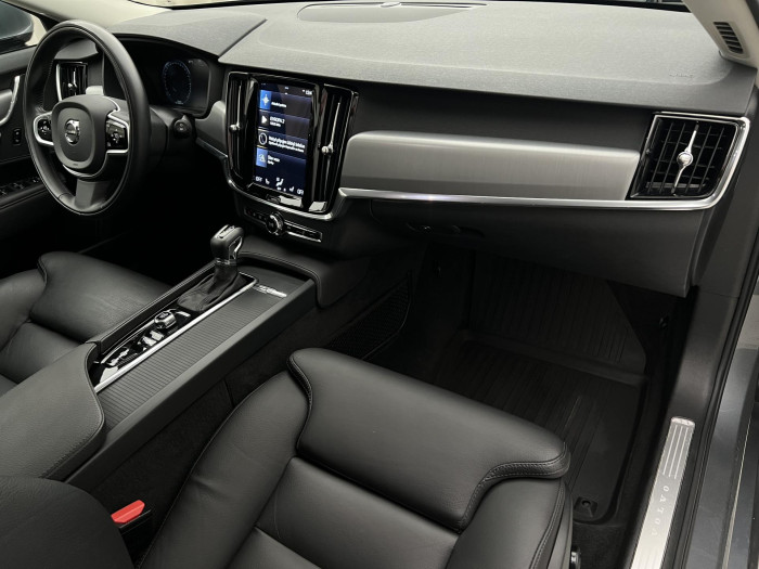 Volvo V90 D4 MOMENTUM AUT 2.0 d Momentum