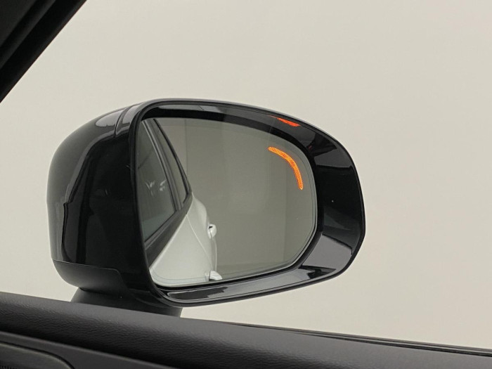 Volvo XC60 T5 AWD R-DESIGN AUT 1.maj.
