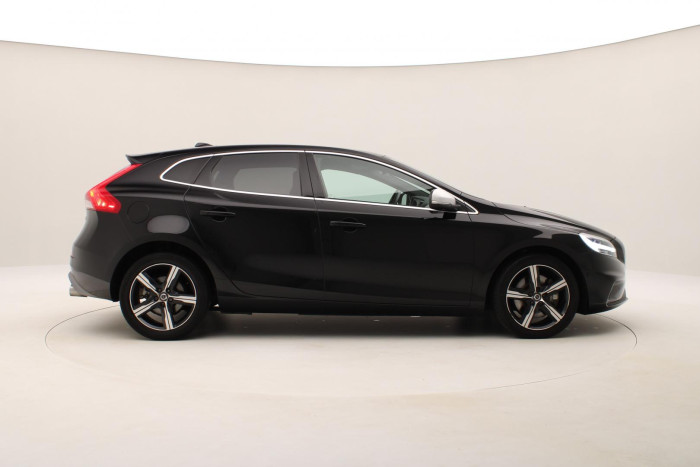 Volvo V40 T3 R-DESIGN AUT PANORAMA 1.5 Panorama