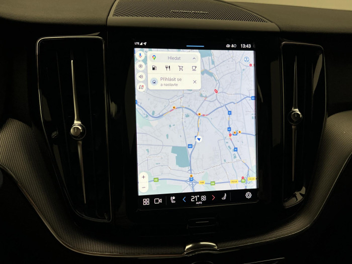 Volvo XC60 B4 AWD PLUS DARK AUT 1.maj.