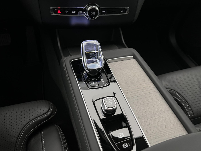 Volvo XC90 B5 AWD AUT BRIGHT PLUS 7-míst