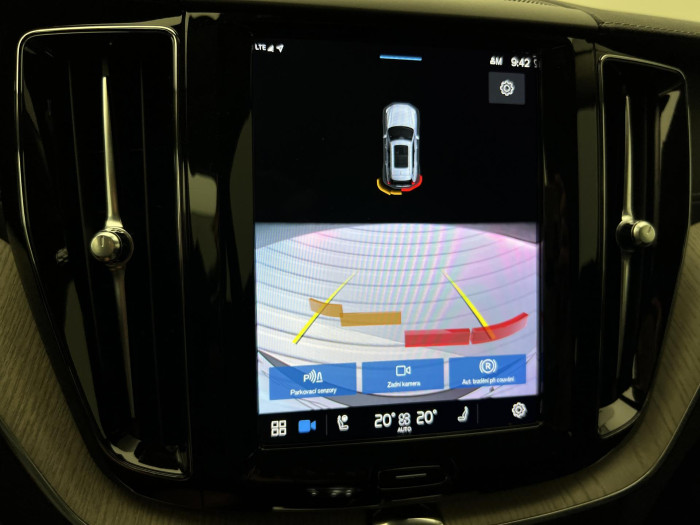 Volvo XC60 B5 AWD INSCRIPTION AUT 1.maj.