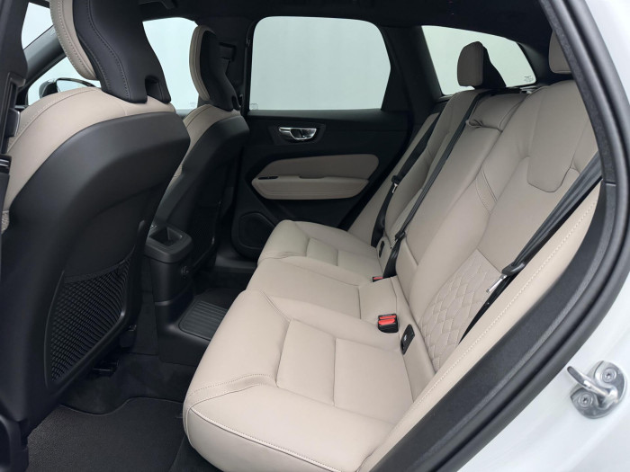 Volvo XC60 T6 AWD AUT DARK PLUS