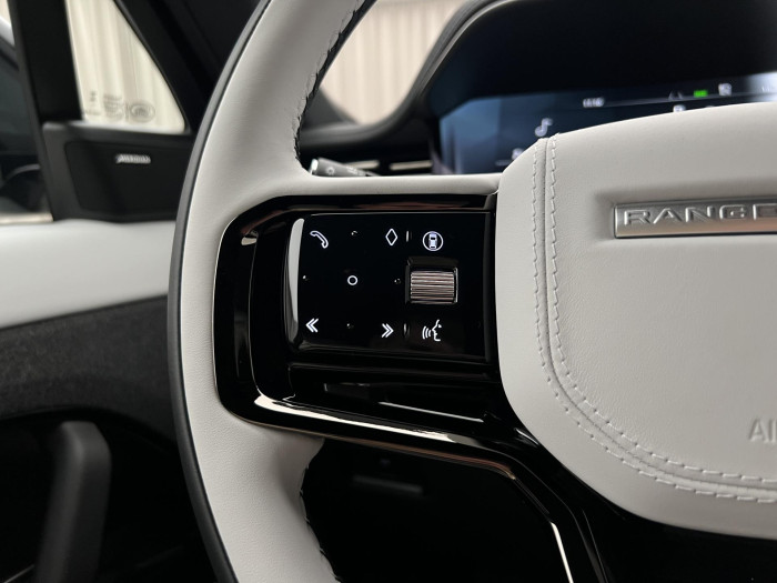 Land Rover Range Rover Sport D300 DYNAMIC SE AWD Aut 3.0 d Dynamic SE