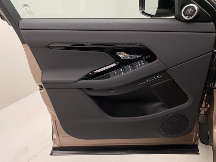 Land Rover Range Rover Evoque D200 R-DYNAMIC SE  AWD AUT 2.0 d Dynamic SE