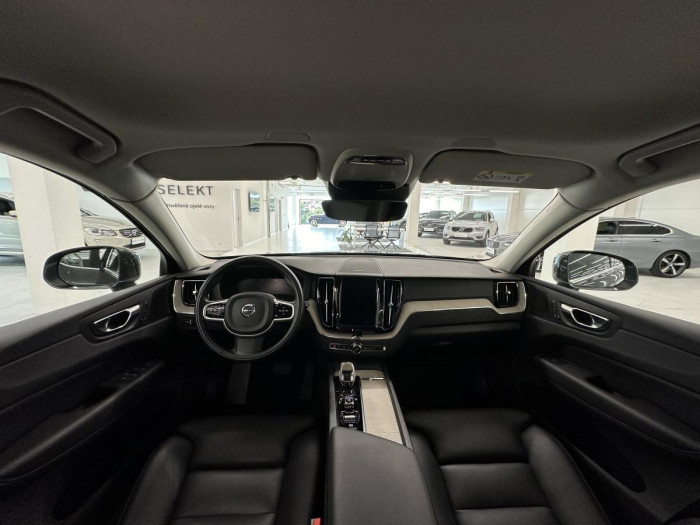 Volvo XC60 B4 AWD INSCRIPTION REZERVACE