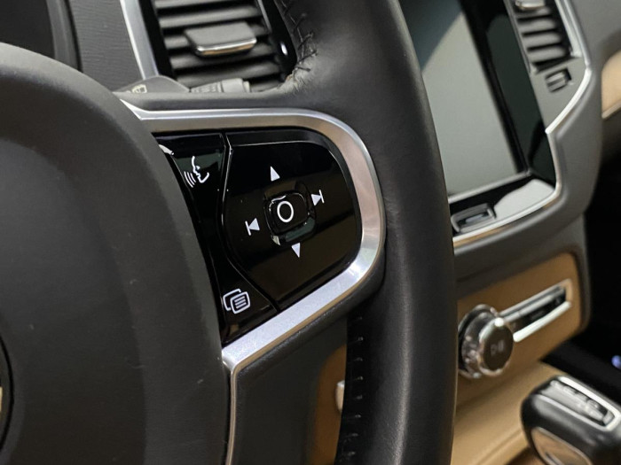 Volvo XC90 D5 AWD INSCRIPTION REZERVACE 2.0 d