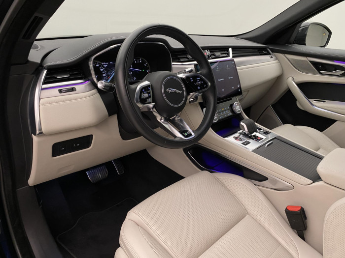 Jaguar F-Pace P250 AWD R-DYNAMIC REZERVACE 2.0 Dynamic