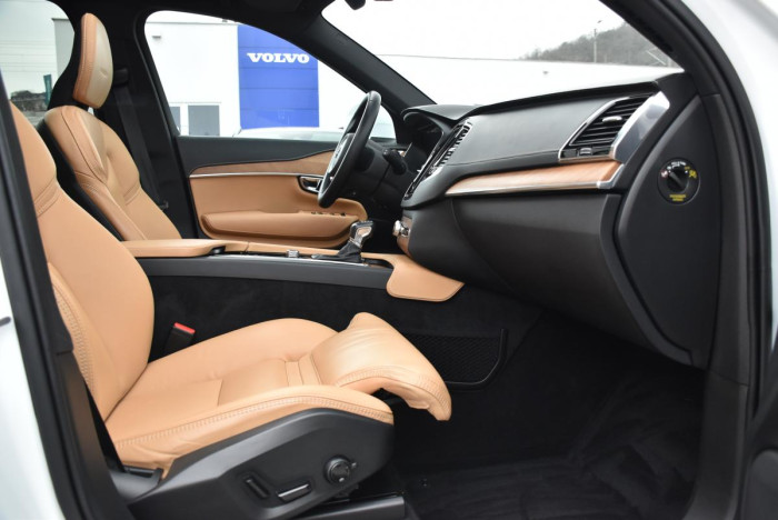 Volvo XC90 D5 AWD INSCRIPTION REZERVACE 2.0 d