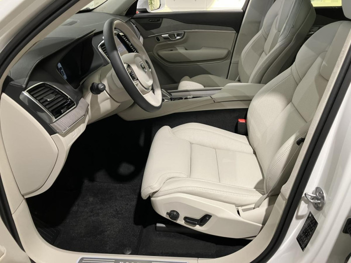 Volvo XC90 B5 AWD AUT  ULTIMATE 7-míst