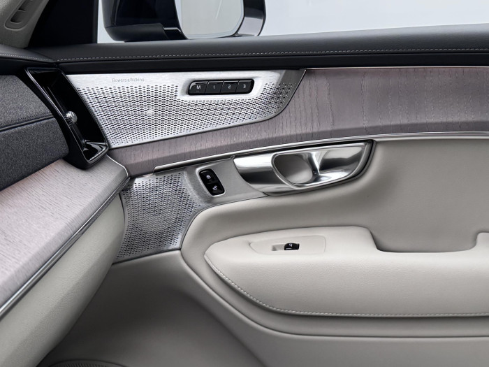 Volvo XC90 B5 AWD AUT BRIGHT ULTRA 7 míst