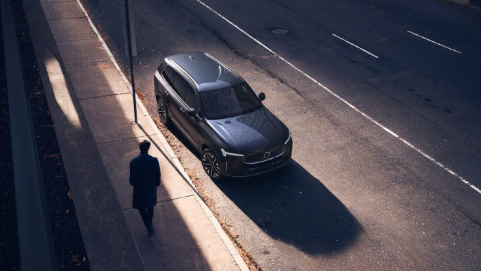 Volvo XC90 T8 AWD RECHARGE BRIGHT PLUS 7m