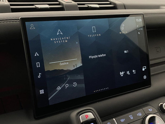 Land Rover Defender 130 D300 OUTBOUND 3.0 d