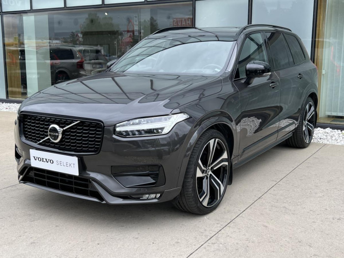Volvo XC90 B5 AWD DARK ULT. 7MÍSTNÁ Aut