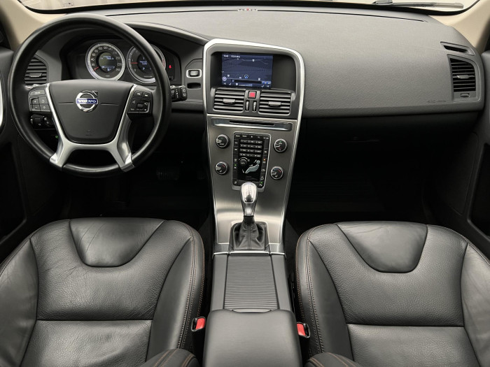 Volvo XC60 D4 AWD SUMMUM AUT 2.4 d Summum
