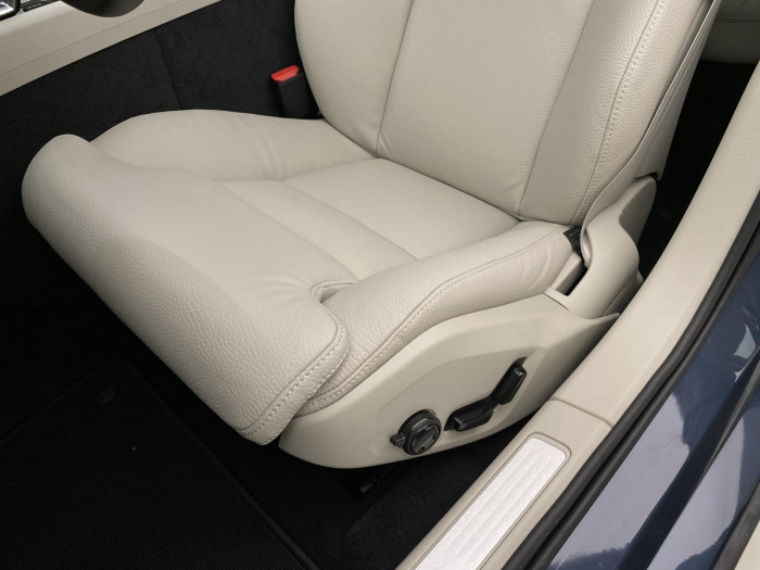 Volvo V60 B4 AUT BRIGHT PLUS