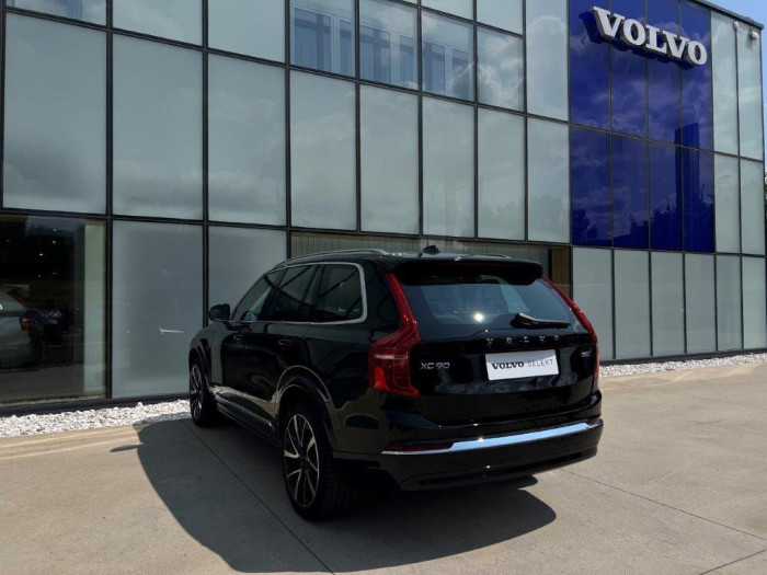 Volvo XC90 B5 AWD ULT. BRIGHT REZERVACE