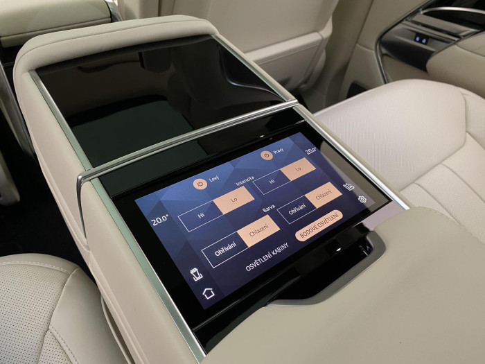 Land Rover Range Rover P530 AUTOBIOGRAPHY REZERVACE