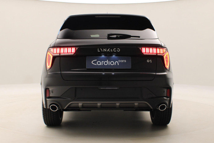 Lynk & Co 01 PHEV DCT AUT 1.maj