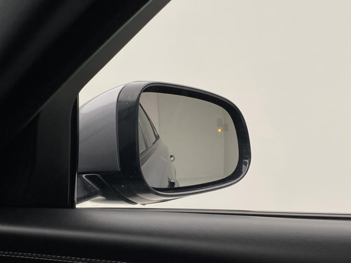 Jaguar XF D200 R-DYNAMIC SE AWD AUT 2.0 d Dynamic SE