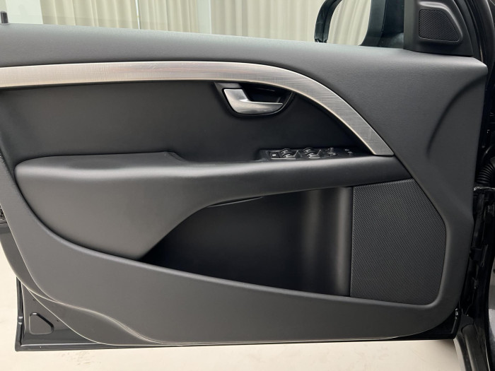Volvo V70 D5 MOMENTUM AUT 2.4 d Momentum