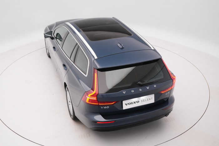 Volvo V60 D3 MOMENTUM PRO REZERVACE 2.0 d Momentum