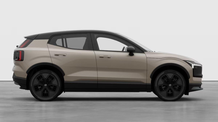 Volvo EX30 CROSS COUNTRY TWIN ULTRA