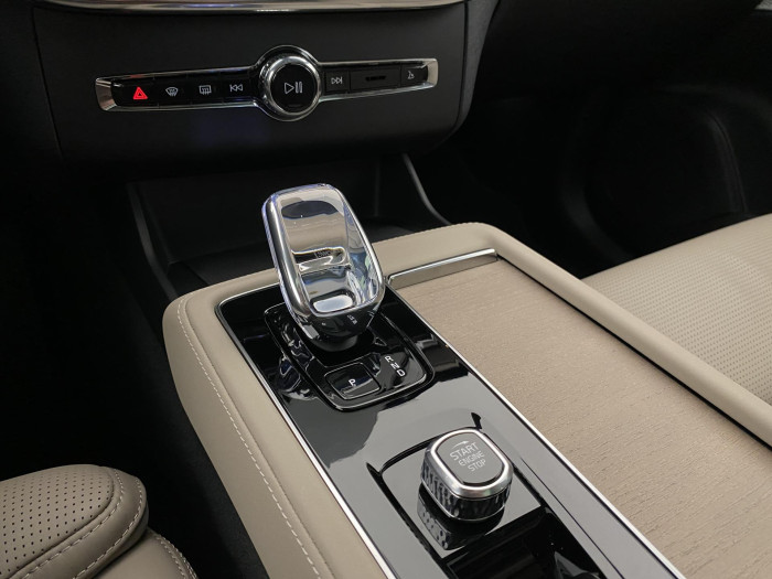 Volvo XC90 B5 AWD AUT BRIGHT ULTRA 7míst