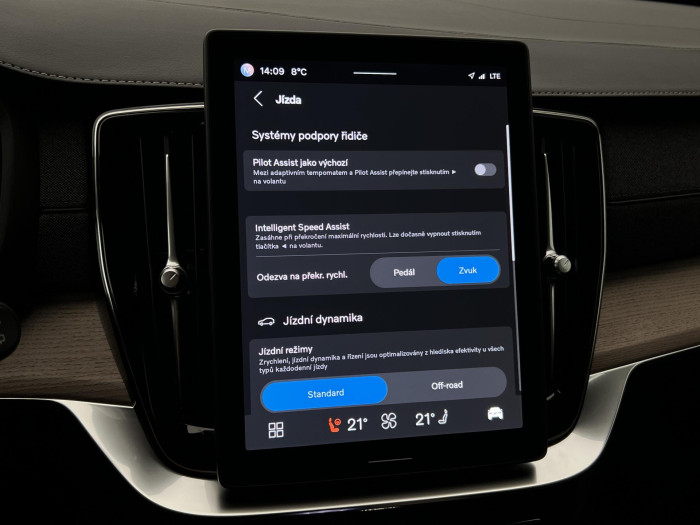 Volvo XC90 B5 AWD PLUS BRIGHT 7MÍST CZ